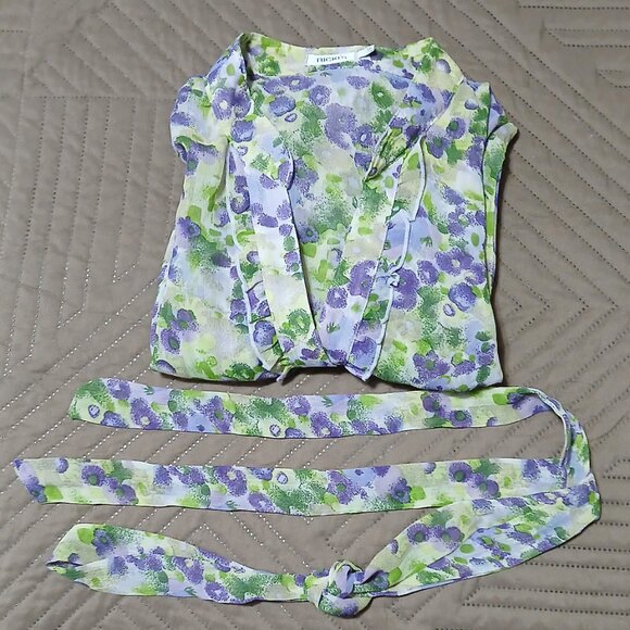 Ricki's Sheer Blouse with Belt, Lilac /Green Floral, Size 14,Like New - Picture 4 of 5
